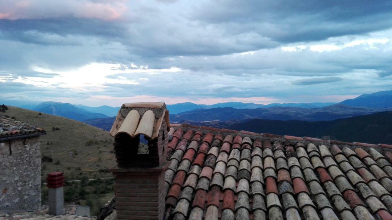 La Corte Di Sabatino Holiday home Calascio