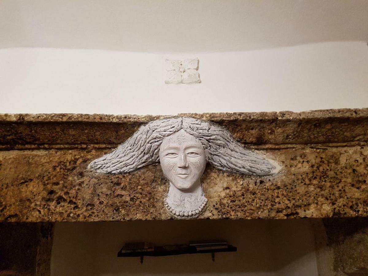 La Corte Di Sabatino